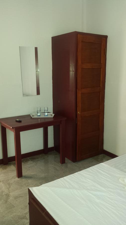 Anoleth Hotel Kalpitiya Exterior photo