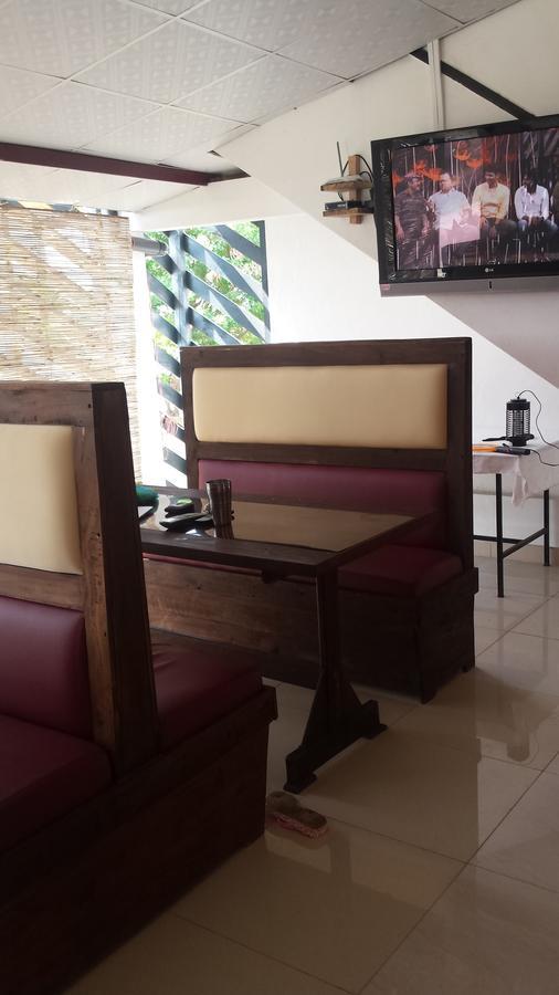 Anoleth Hotel Kalpitiya Exterior photo