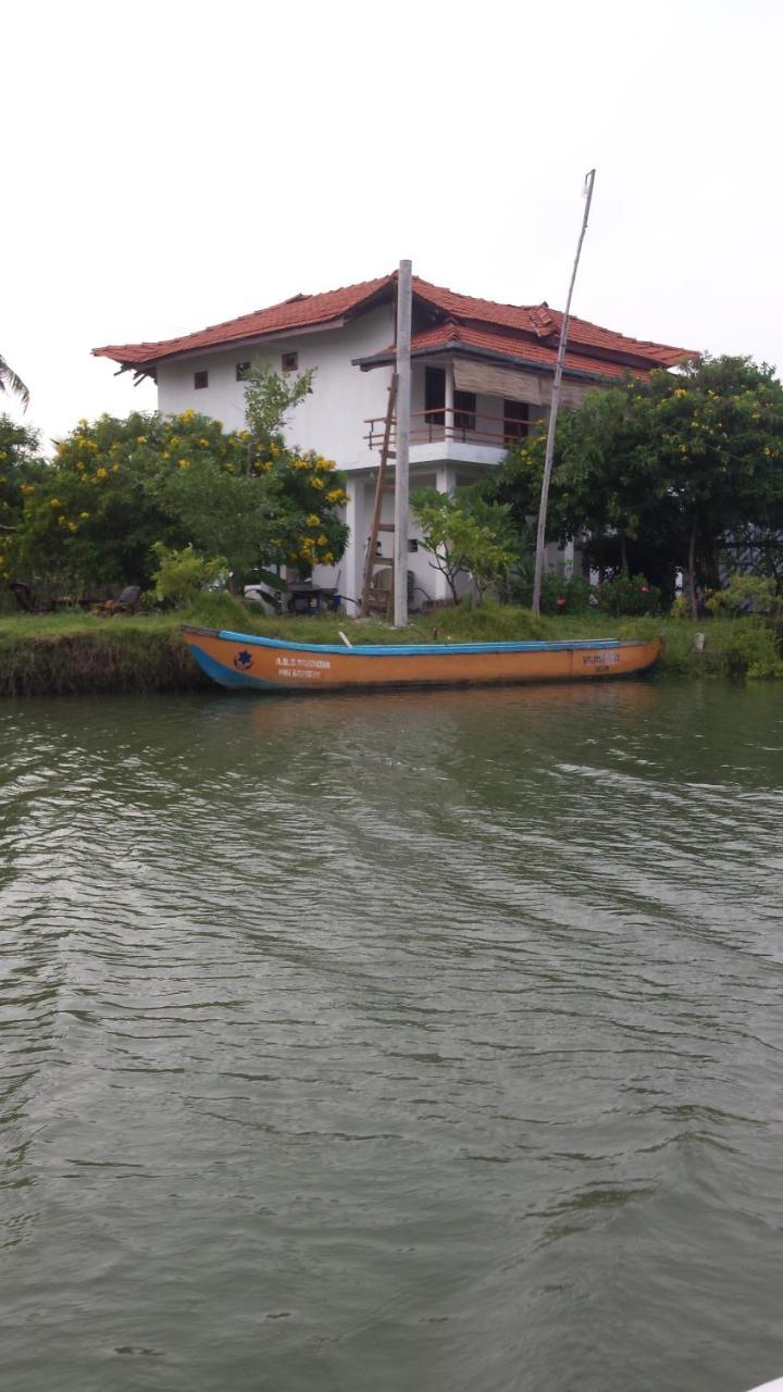 Anoleth Hotel Kalpitiya Exterior photo